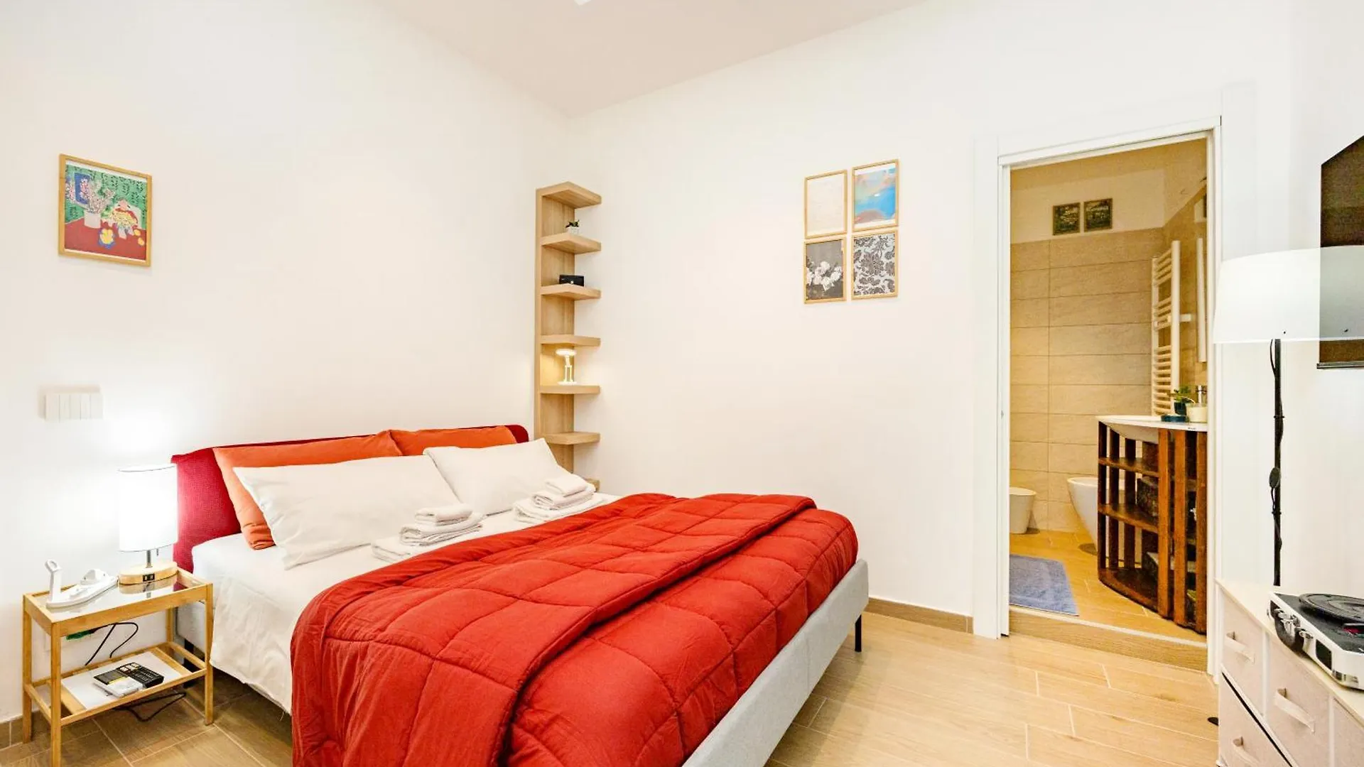 Luminosa Camera Con Bagno Privato Interno - Vicina Alla Metro Rome Homestay