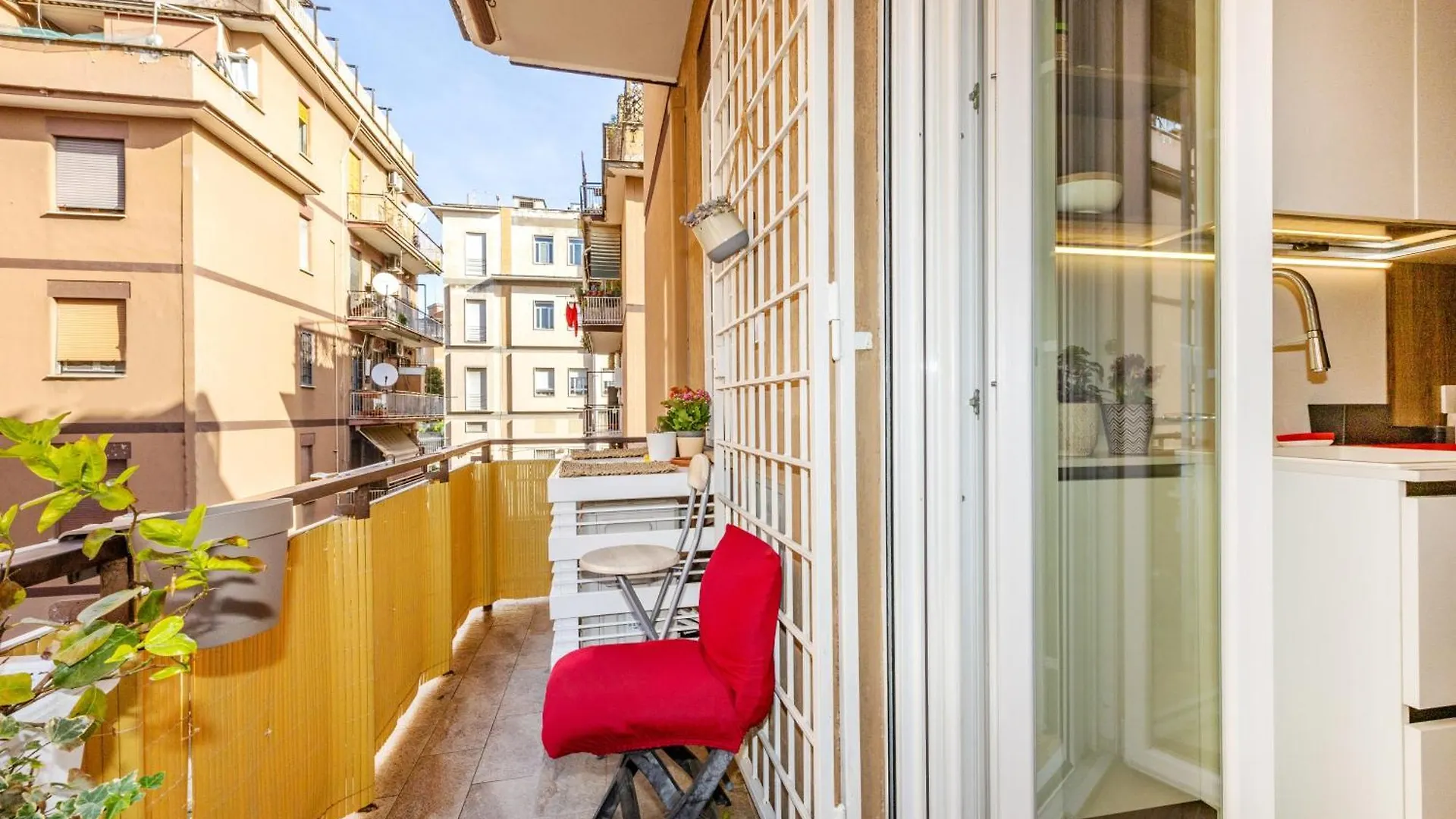 Luminosa Camera Con Bagno Privato Interno - Vicina Alla Metro Rome Homestay