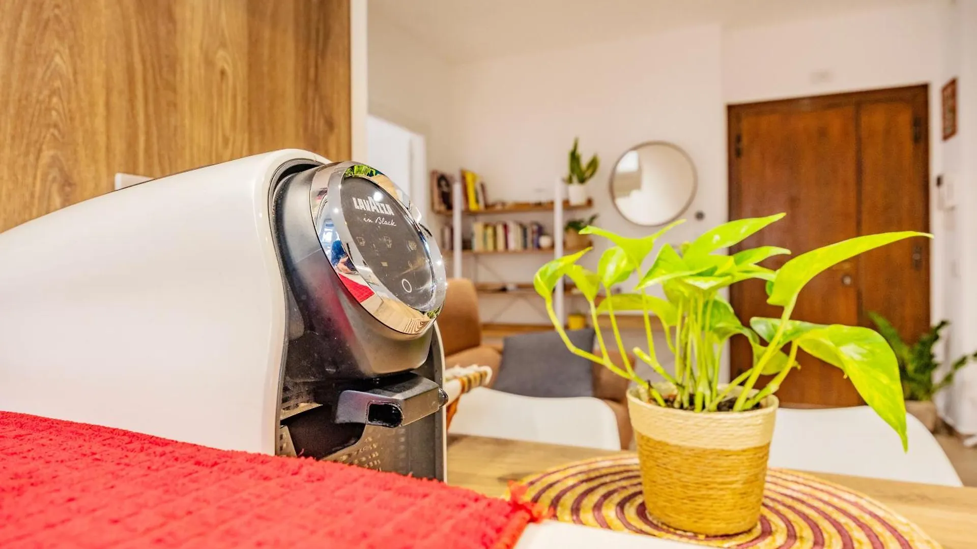 Homestay Luminosa Camera Con Bagno Privato Interno - Vicina Alla Metro Rome