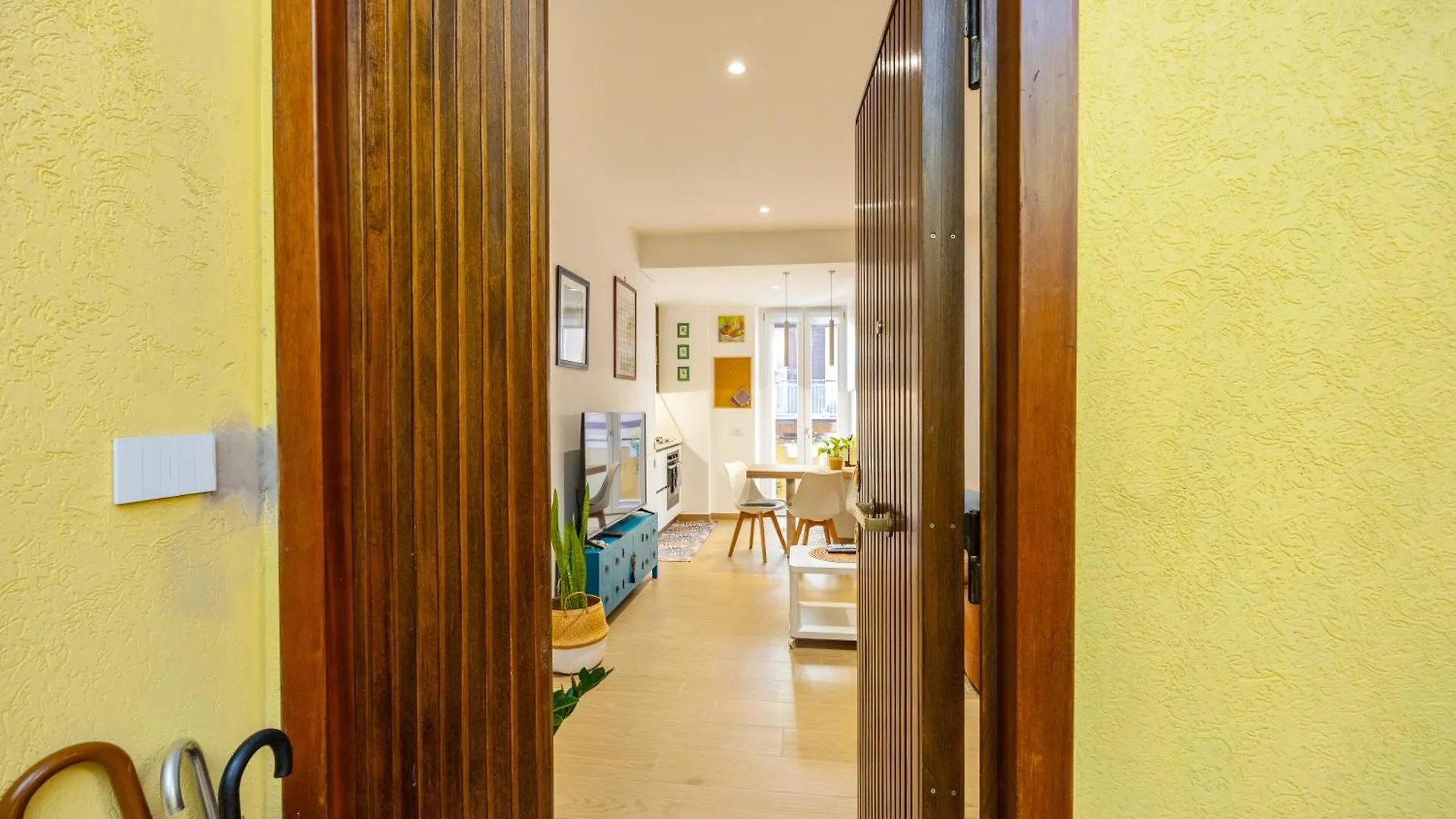 Homestay Luminosa Camera Con Bagno Privato Interno - Vicina Alla Metro Rome